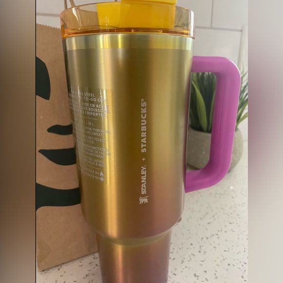 New Stanley Starbucks Summer - Picture 4 of 4